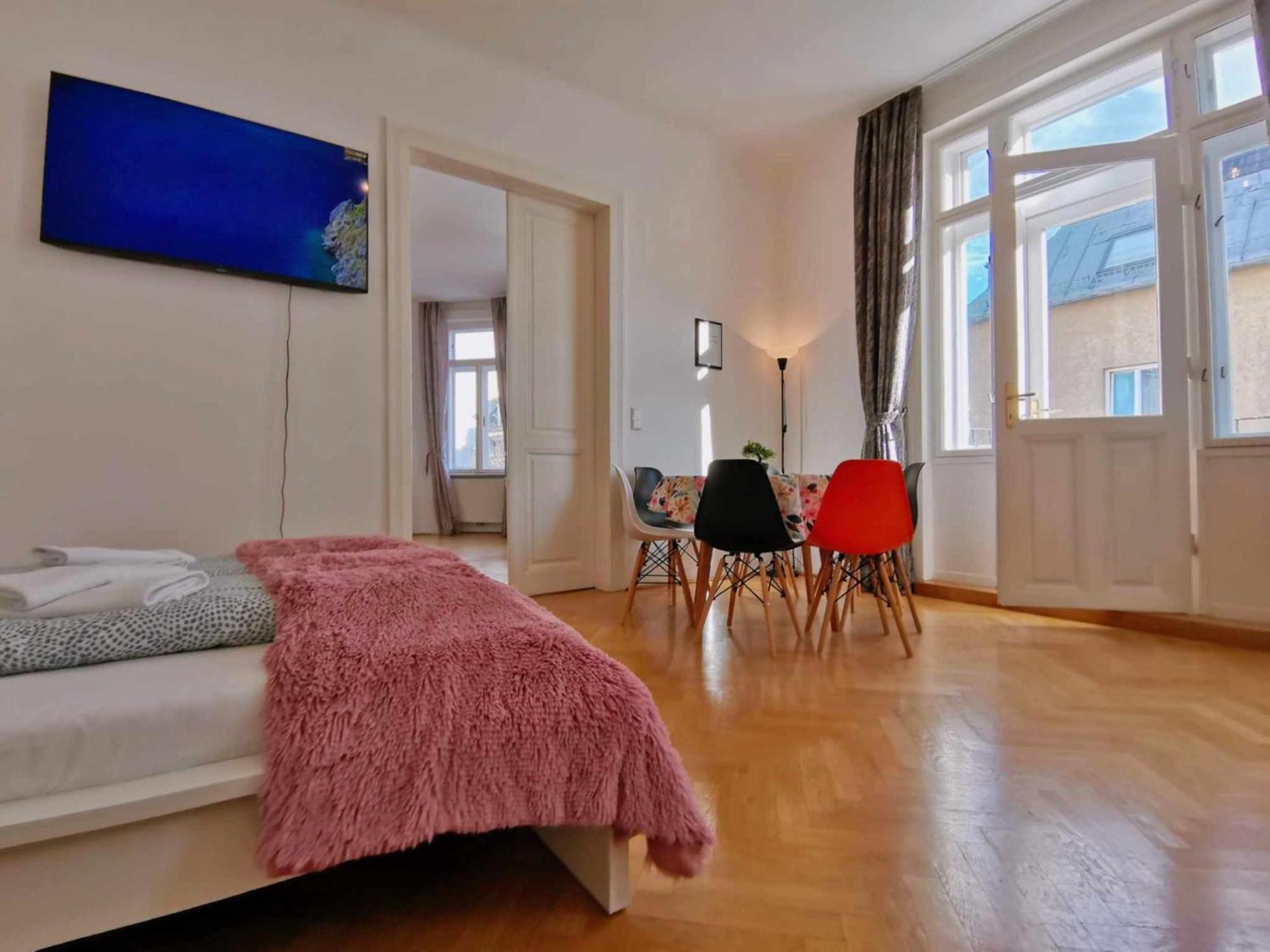 Central And Round 3 Minutes To City Shopping Center And Schoenbrunn Palace Vienna Luaran gambar